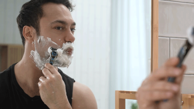 使い捨てカミソリが蘇る!たった3秒で切れ味復活【ガリンブラックマナー】
